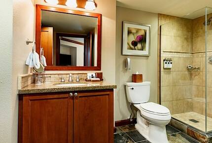 Resort at Squaw Creek w/ Ski-In/Ski-Out Access! - Olympic Valley, California