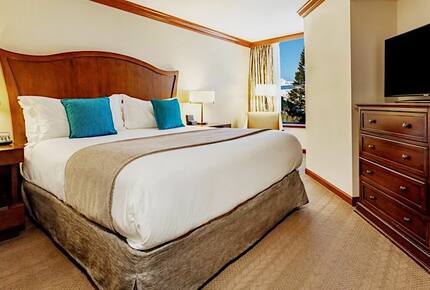 Resort at Squaw Creek w/ Ski-In/Ski-Out Access! - Olympic Valley, California