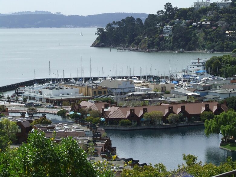 Waterfront Paradise in Tiburon - Tiburon, California