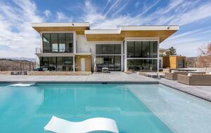 Modern Mountain View - Sandy, Utah