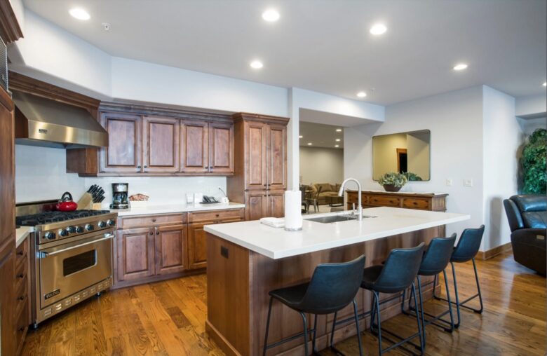 Black Diamond Lodge #211 - Park City, Utah