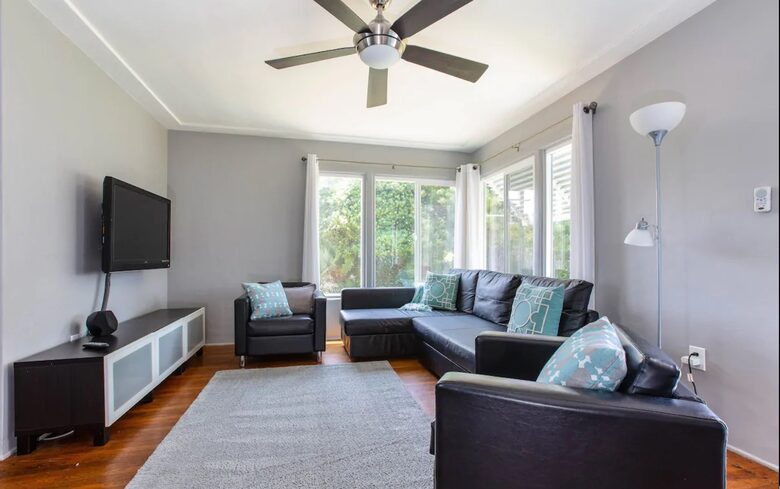 San Diego Beachside Bungalow - Oceanside, California