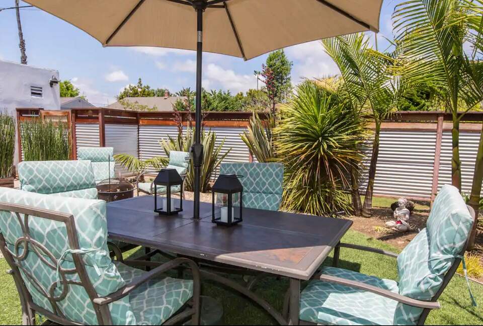 San Diego Beachside Bungalow - Oceanside, California