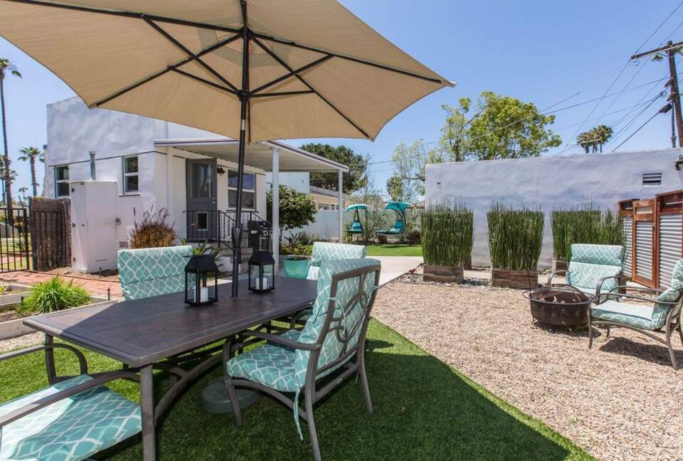 San Diego Beachside Bungalow - Oceanside, California