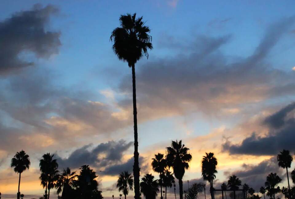 San Diego Beachside Bungalow - Oceanside, California