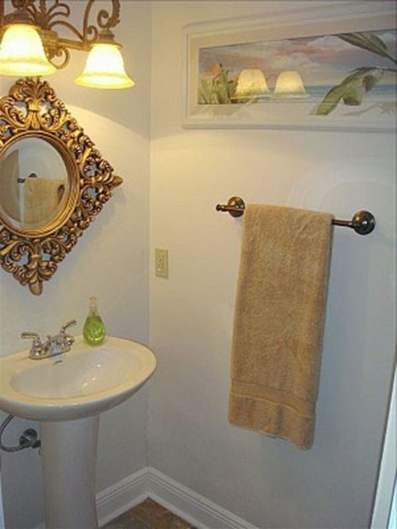 NEW ORLEANS FRENCH QUARTER - New Orleans, Louisiana