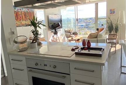 Vancouver Vista - Vancouver, Canada