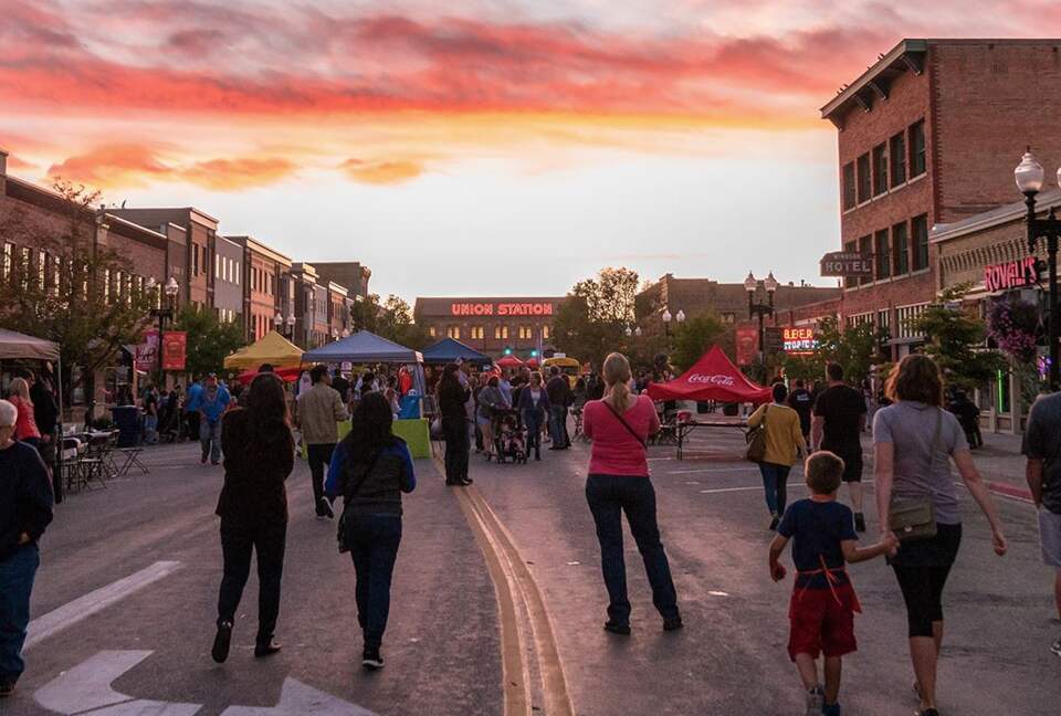 People in the streets of Eden, Utah