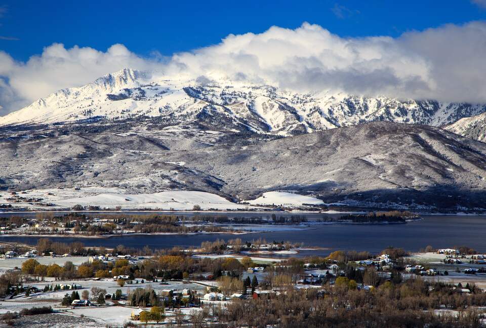Pineview Reservoir with snow covered mountains