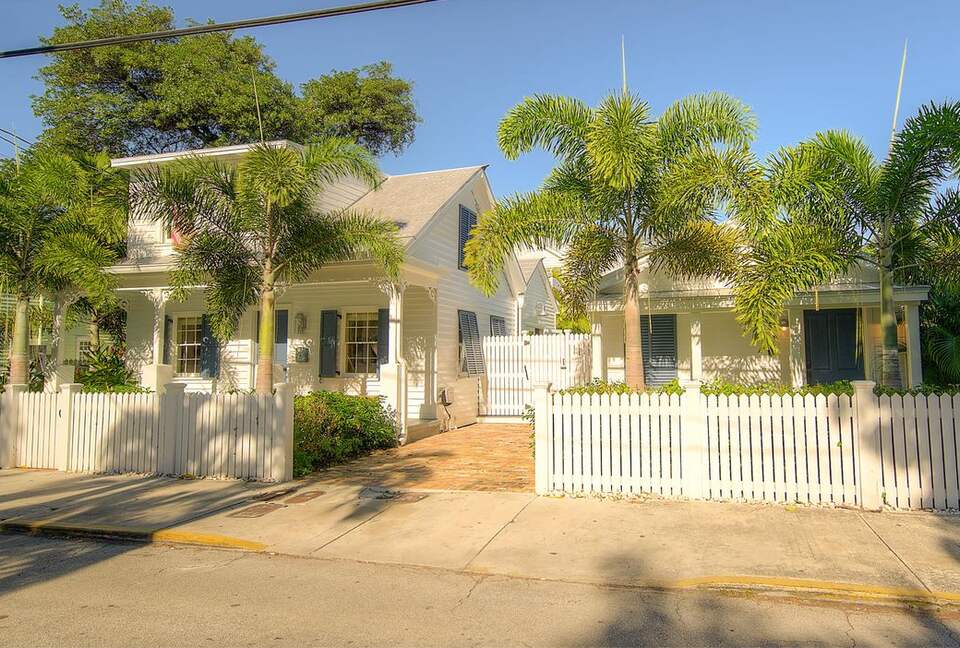 Aqua La Vista with Guest House and Pool! - Key West, Florida