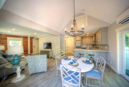 Aqua La Vista with Guest House and Pool! - Key West, Florida