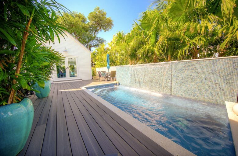 Aqua La Vista with Guest House and Pool! - Key West, Florida