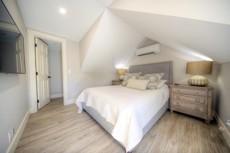 Aqua La Vista with Guest House and Pool! - Key West, Florida