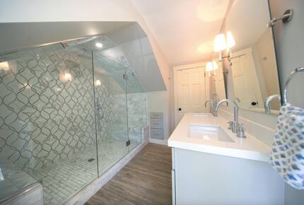 Aqua La Vista with Guest House and Pool! - Key West, Florida