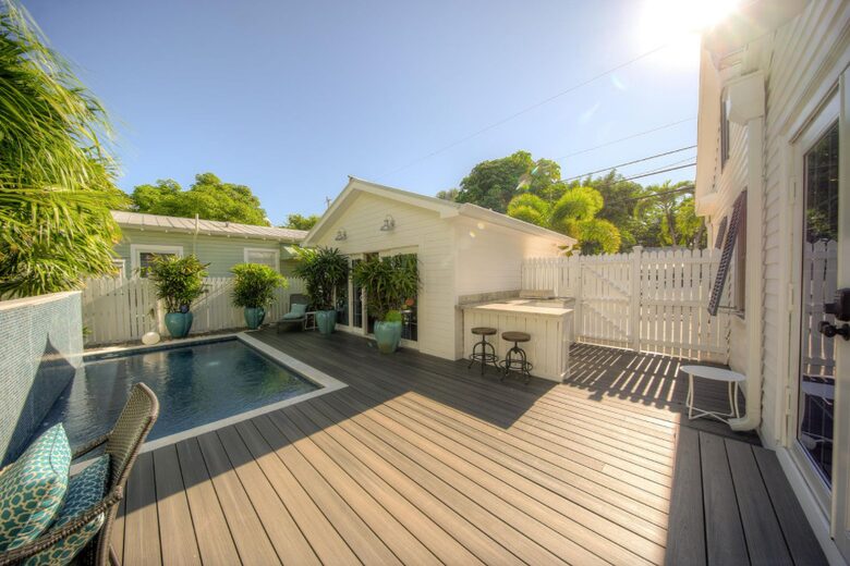 Aqua La Vista with Guest House and Pool! - Key West, Florida