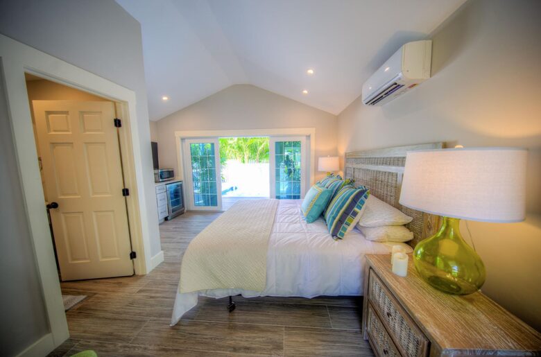 Aqua La Vista with Guest House and Pool! - Key West, Florida