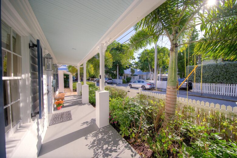 Aqua La Vista with Guest House and Pool! - Key West, Florida