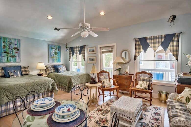 Anchor Cliff on Seacrest Beach - Between Alys & Rosemary - 30A - Seacrest Beach, Florida