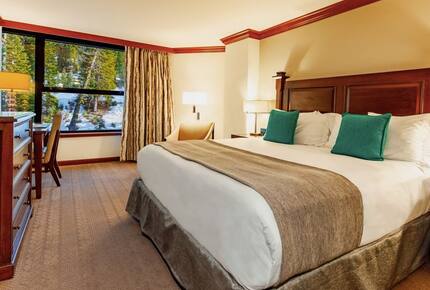 Resort at Squaw Creek w/ Ski-In/Ski-Out Access! - Olympic Valley, California