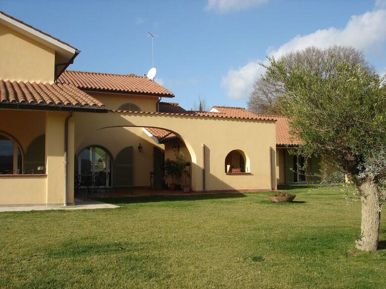 Villa Profumo - Campagnano di Roma, Italy