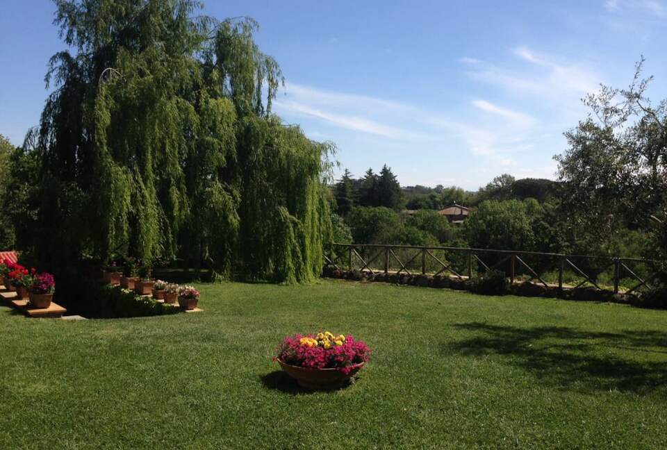 Villa Profumo - Campagnano di Roma, Italy