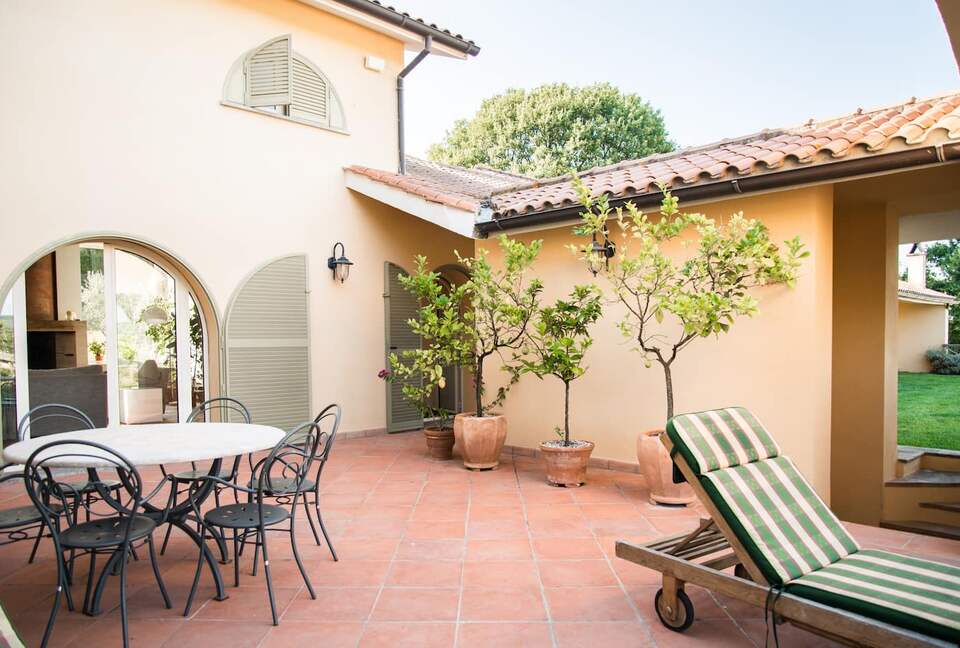 Villa Profumo - Campagnano di Roma, Italy