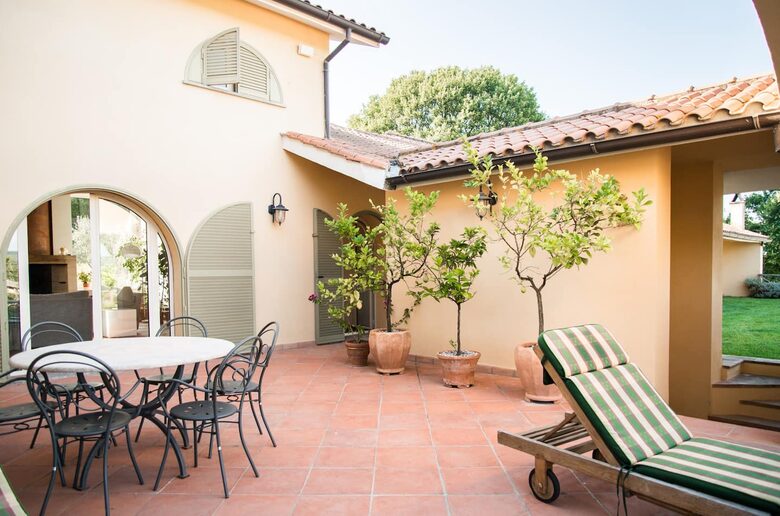 Villa Profumo - Campagnano di Roma, Italy