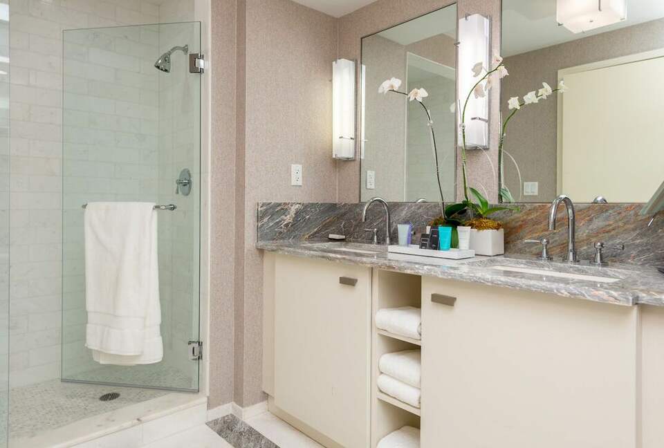 The Ocean Resort Residences - Junior Suite - Fort Lauderdale, Florida