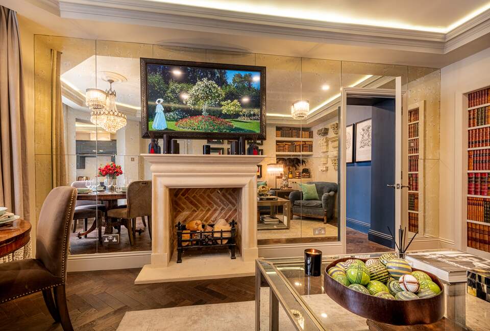 Chelsea Apartment - London, United Kingdom