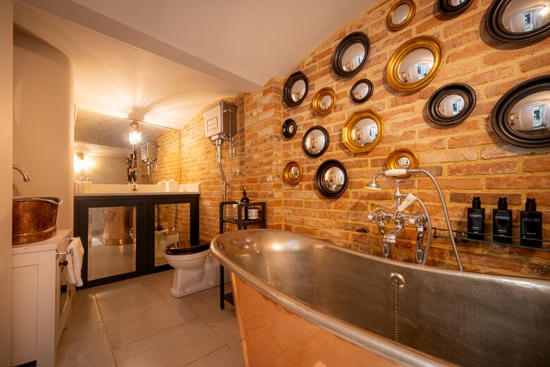 Chelsea Apartment - London, United Kingdom