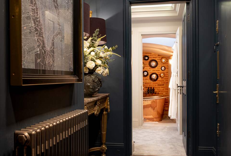 Chelsea Apartment - London, United Kingdom