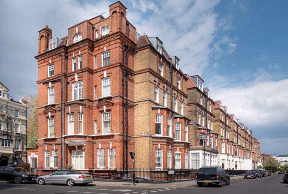 Chelsea Apartment - London, United Kingdom