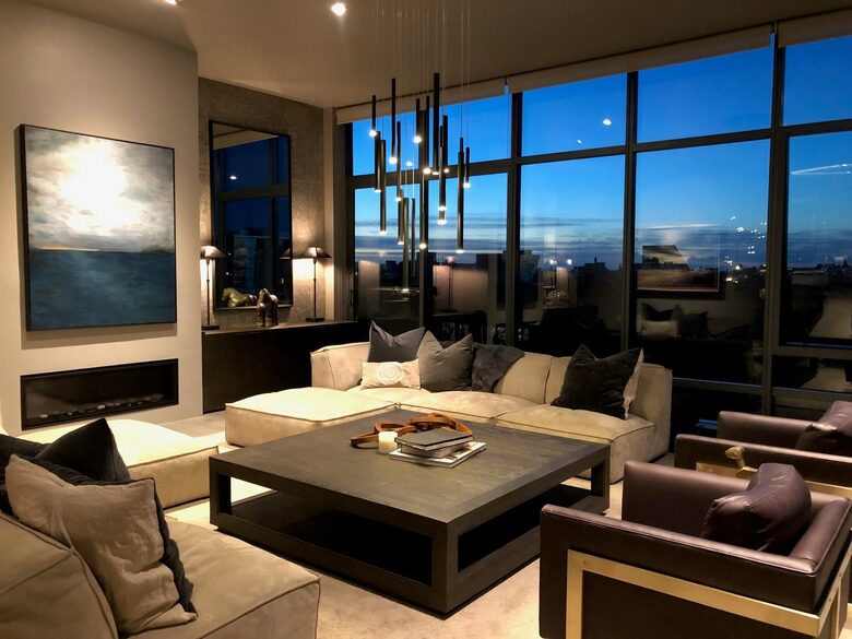 Home exchange in Portland, OR, living room with comfortable seating