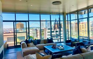Home exchange in Portland, OR, penthouse with city views