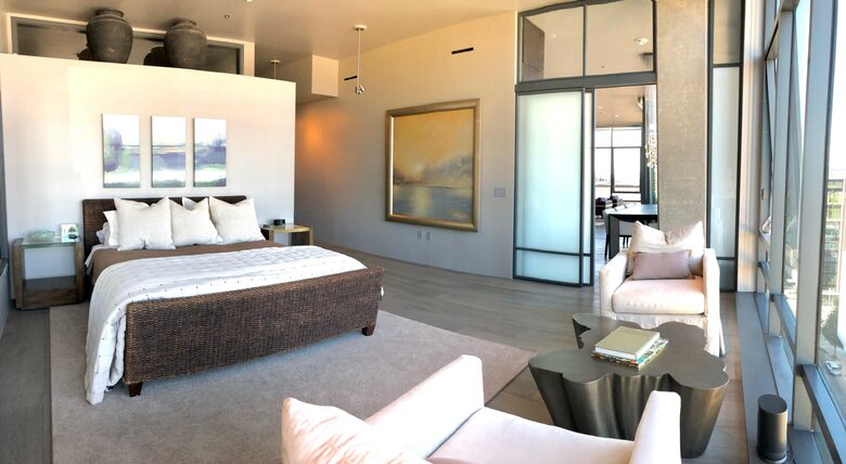 Home exchange in Portland, OR, master bedroom with king bed & seating