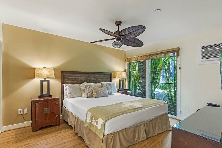 Home Exchange in Lahaina, HI, master bedroom
