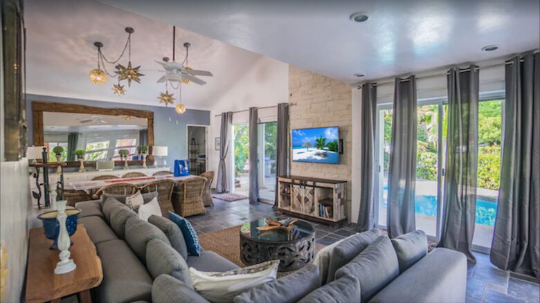 Casa Blanca Beach House (Playa's #1 Vacation Rental) - Playa del Carmen, Mexico