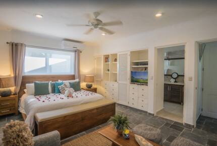 Casa Blanca Beach House (Playa's #1 Vacation Rental) - Playa del Carmen, Mexico