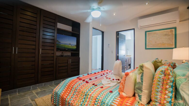 Casa Blanca Beach House (Playa's #1 Vacation Rental) - Playa del Carmen, Mexico