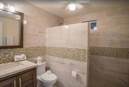 Casa Blanca Beach House (Playa's #1 Vacation Rental) - Playa del Carmen, Mexico