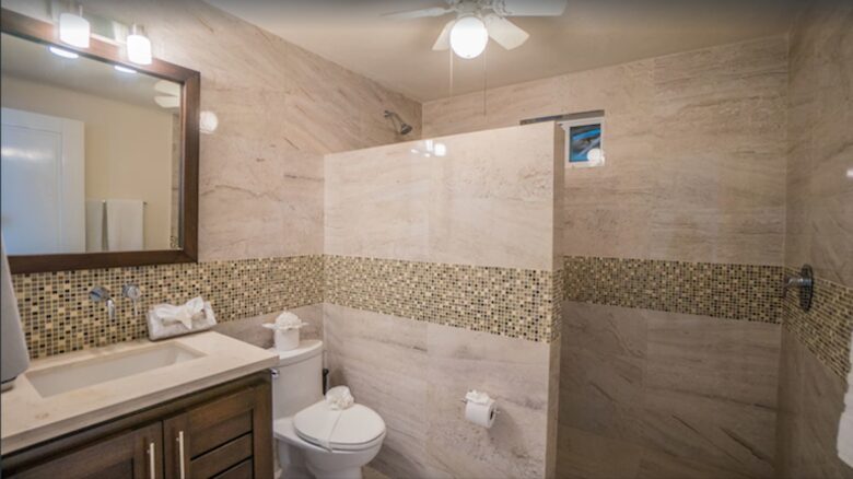 Casa Blanca Beach House (Playa's #1 Vacation Rental) - Playa del Carmen, Mexico