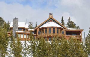 Fox Run Lodge - Big Sky, Montana