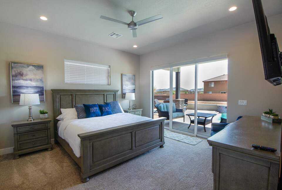 St George Red Rock Home with Pool - Santa Clara, Utah