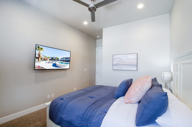 St George Red Rock Home with Pool - Santa Clara, Utah