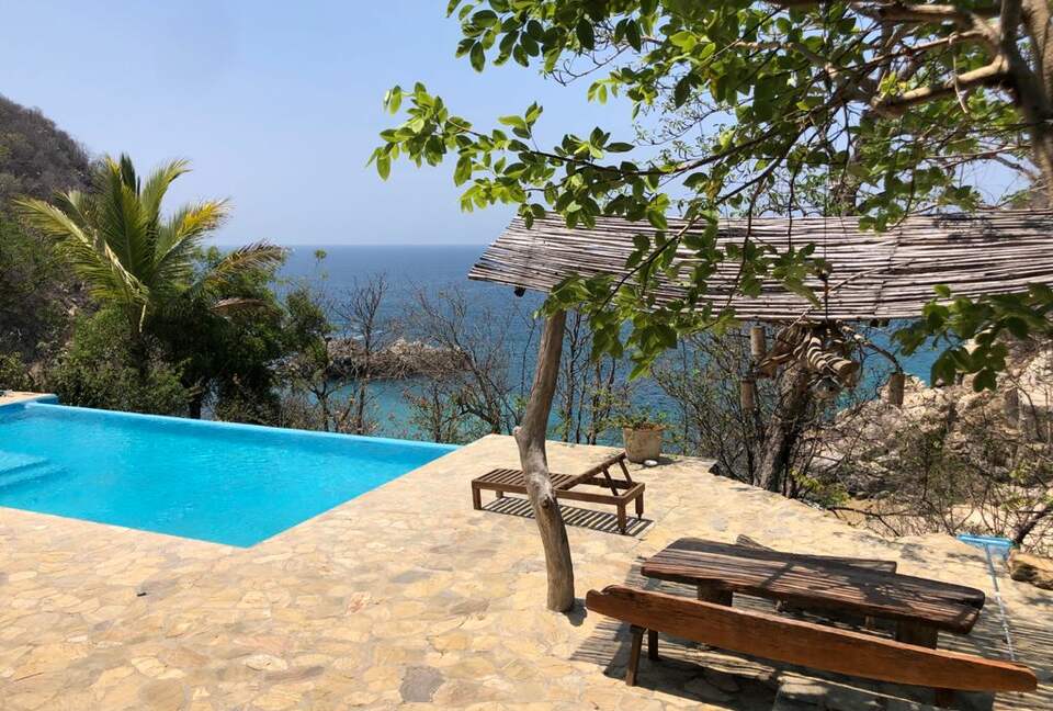 Mexican beach house La Mina - Oaxaca, Mexico