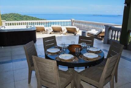 360 Splendor-Luxury Three Bedroom - Playa Flamingo, Costa Rica