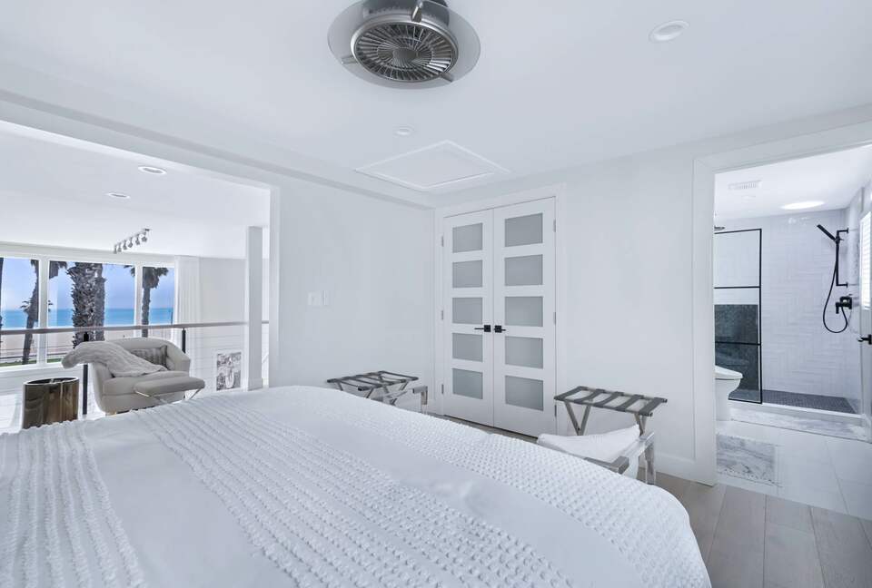 Iconic California Beach Getaway - Santa Monica, California