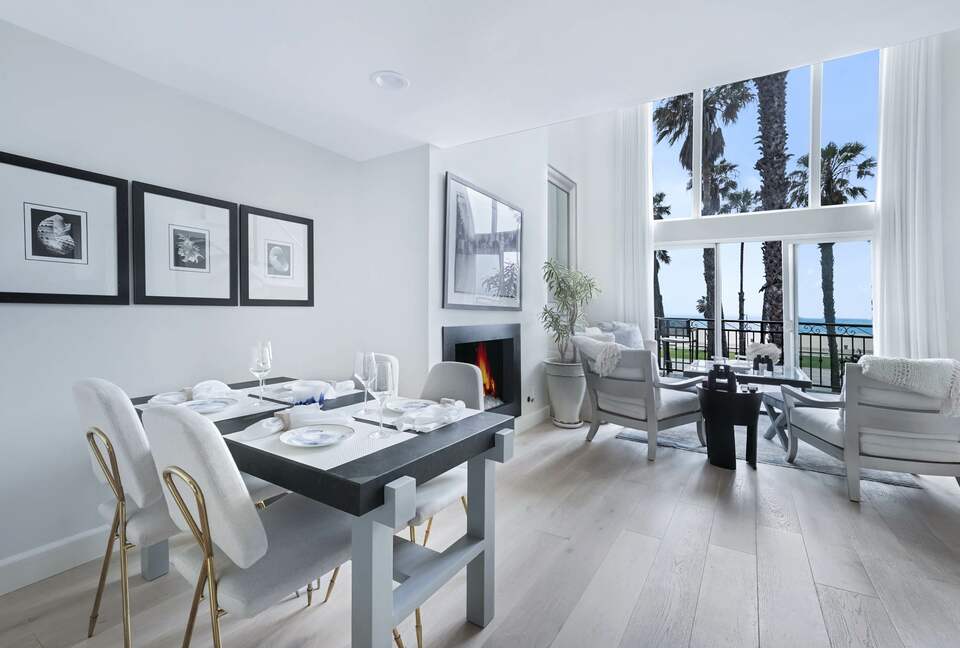 Iconic California Beach Getaway - Santa Monica, California