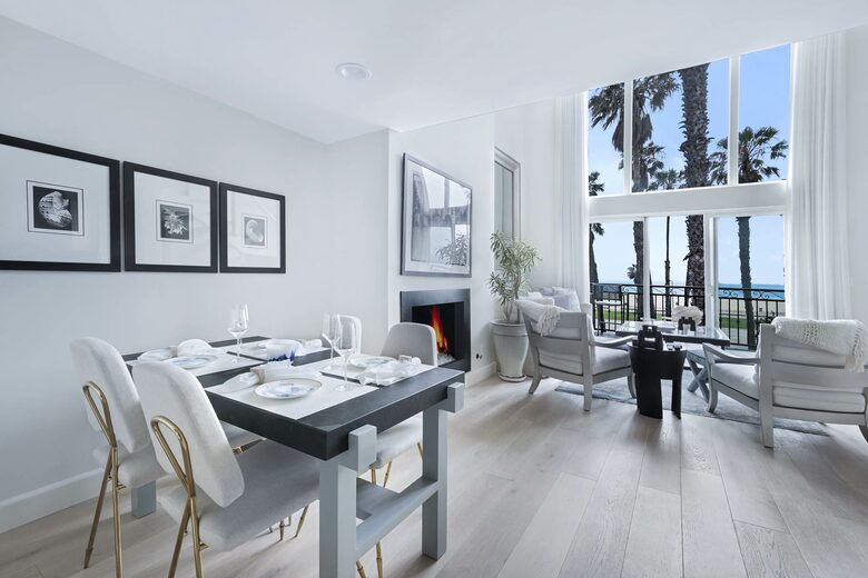 Iconic California Beach Getaway - Santa Monica, California