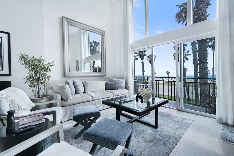 Iconic California Beach Getaway - Santa Monica, California